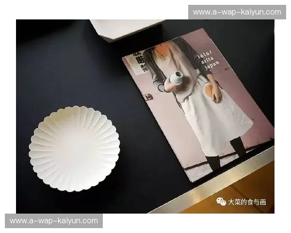 《当东瀛匠心邂逅波希米亚狂想：日本与捷克，两场关于“美”的极致奔赴》